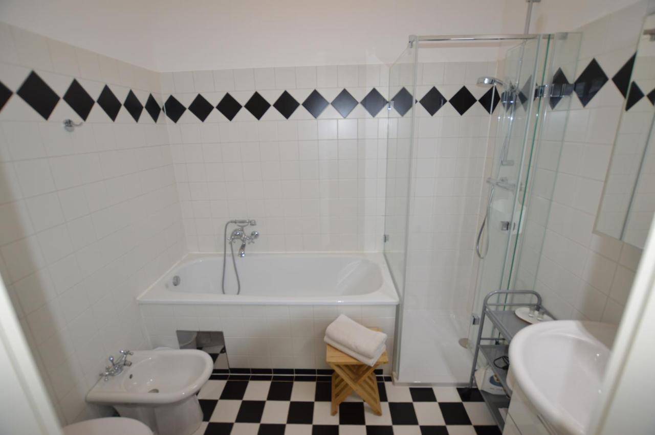 Apartment Penzing Vienna Exterior photo